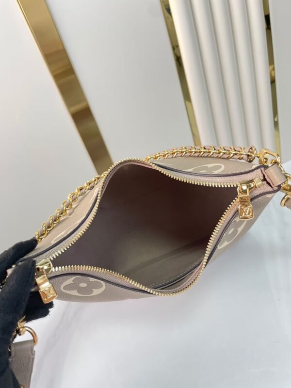 LOUIS VUITTON Boulogne M13224 elephant gray