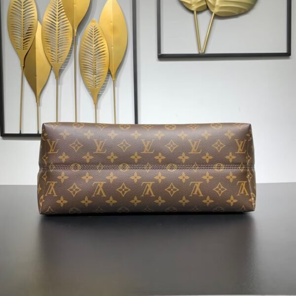 M43703 (3) Graceful MM M43703 red color lining