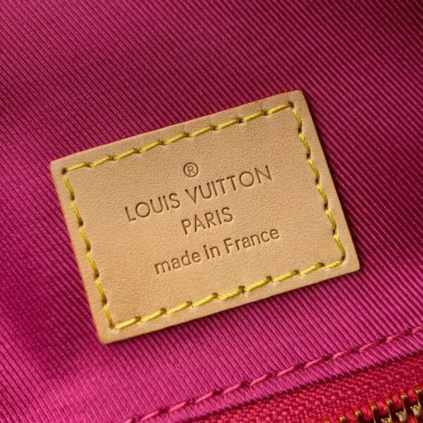 M43703 (8) Graceful MM M43703 red color lining