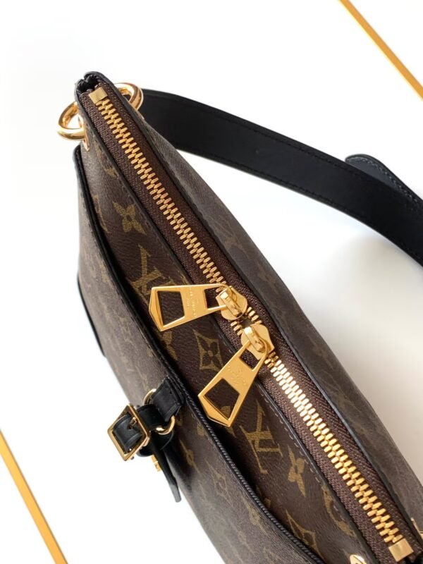 LOUIS VUITTON Odéon M45353