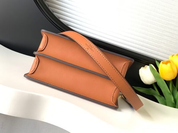 LOUIS VUITTON Dauphine Mini