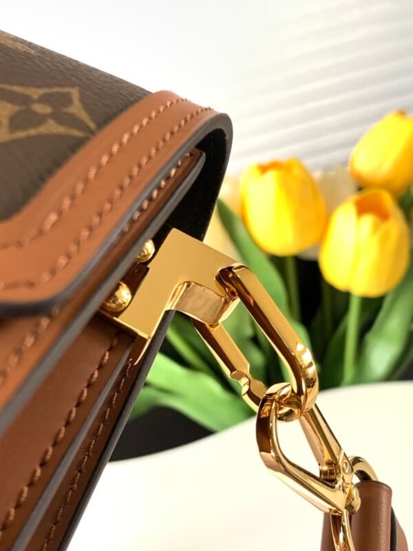 LOUIS VUITTON Dauphine Mini