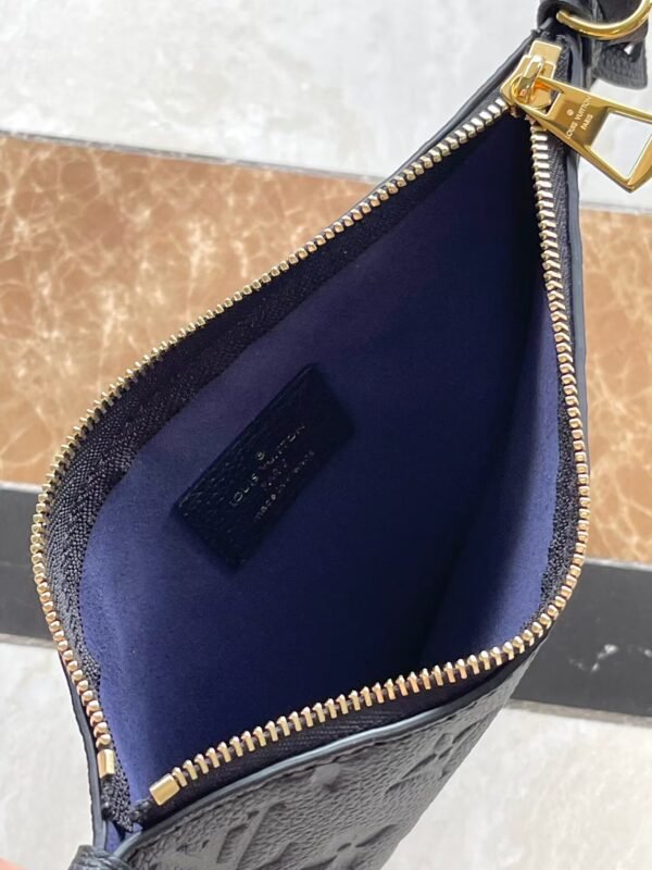 M46288 (9) Louis Vuitton CarryAll PM