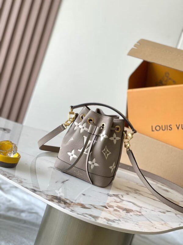 LOUIS VUITTON Nano Noé M46291