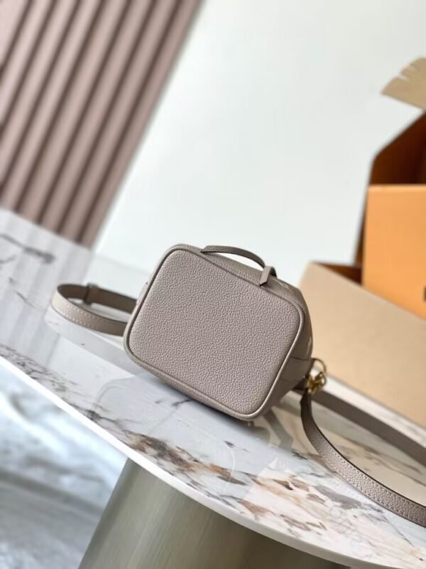 LOUIS VUITTON Nano Noé M46291