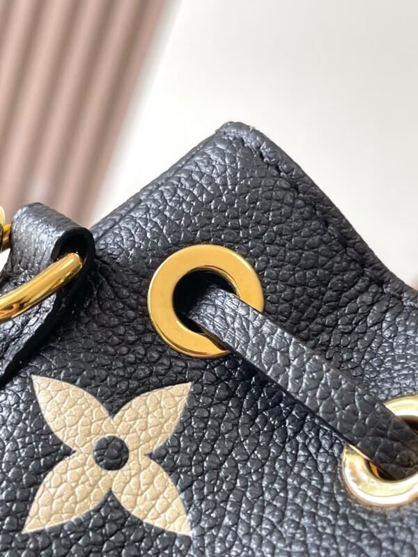 M46291 black (5) LOUIS VUITTON Nano Noé black M46291