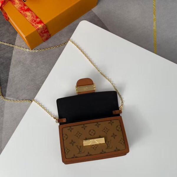 Dauphine Chain Wallet M68746