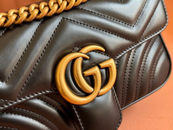 GUCCI MARMONT MINI SHOULDER BAG