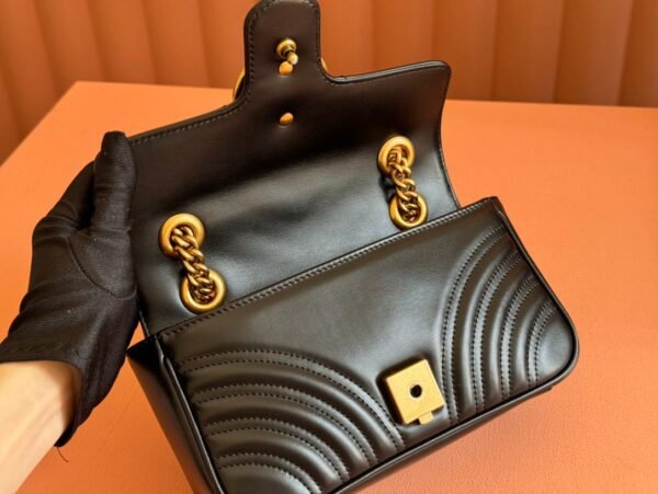 GUCCI MARMONT MINI SHOULDER BAG