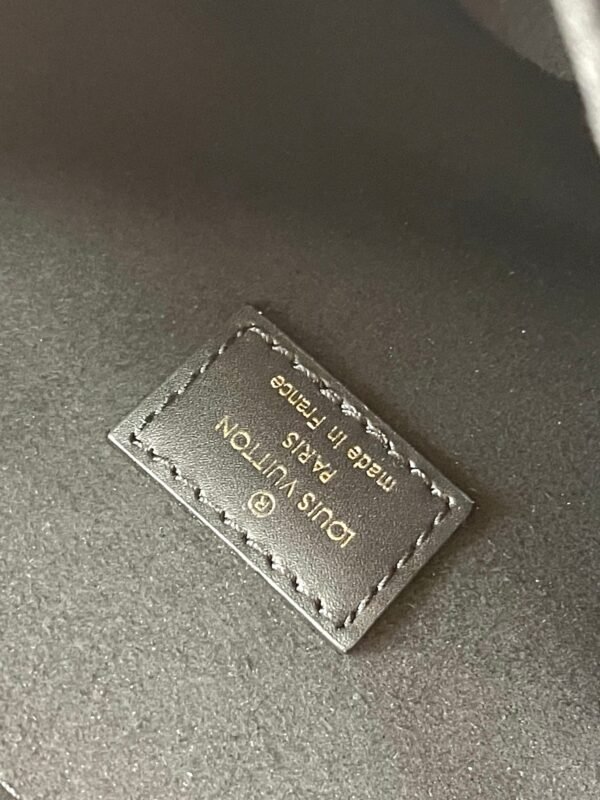 LOUIS VUITTON Pochette Métis M44876