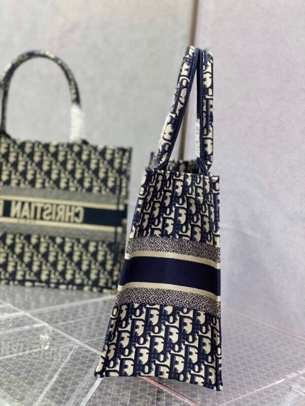 Medium Dior Book Tote