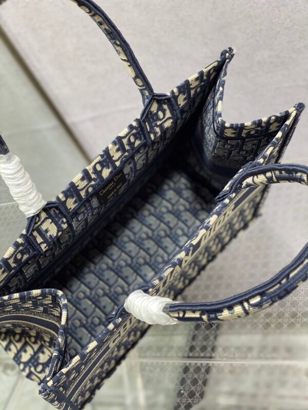 Medium Dior Book Tote