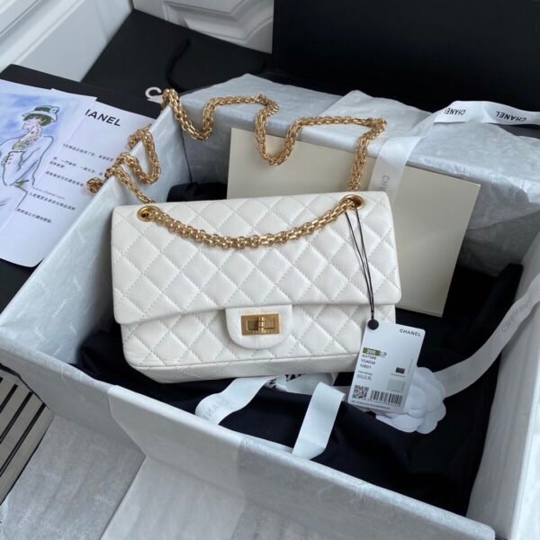 CHANEL 2.55 HANDBAG MEDIUM QUILTED CALFSKIN WHITE