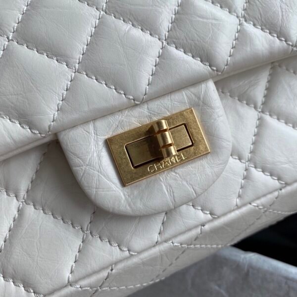 CHANEL 2.55 HANDBAG MEDIUM QUILTED CALFSKIN WHITE