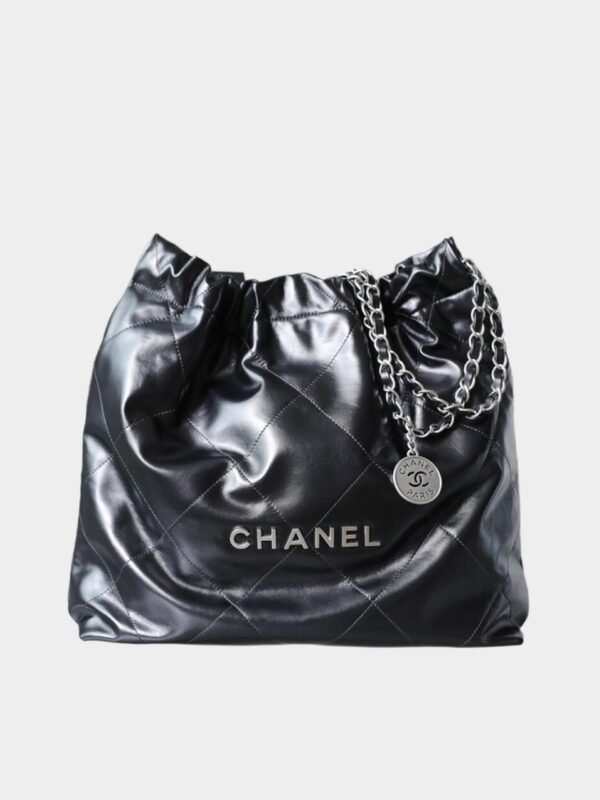 Chane1 22s 黑色银扣 中号 CHANEL 22 MEDIUM HANDBAG Silver buckle