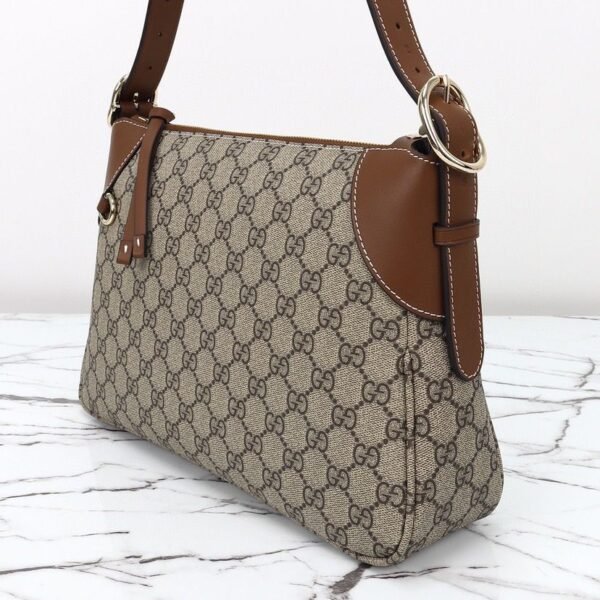 EMBLEM 棕色中号 815216 (2) GUCCI EMBLEM MEDIUM SHOULDER BAG 815216