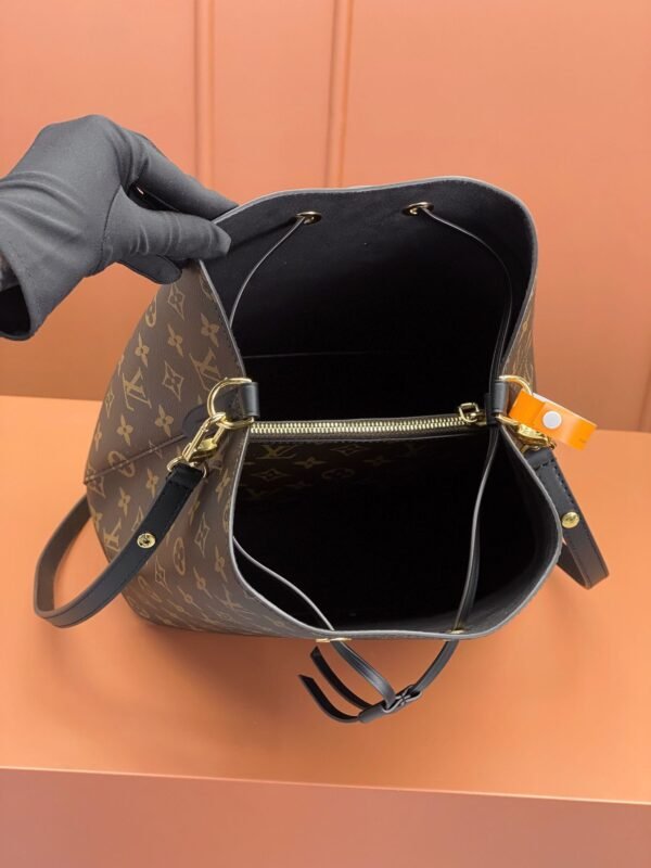 M44020 (6) LOUIS VUITTON NéoNoé MM M44020