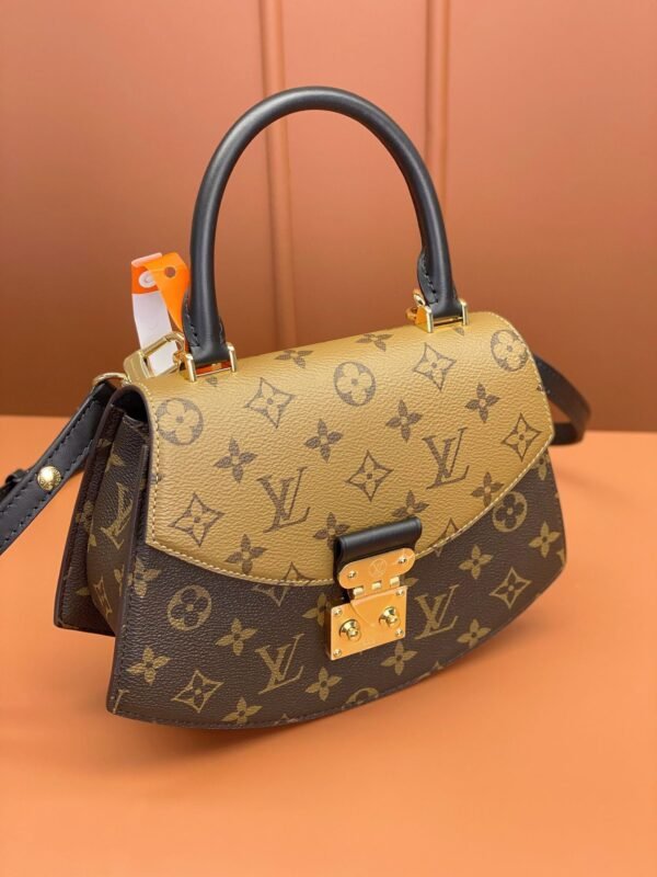 M46548 (7) LV Tilsitt M46548