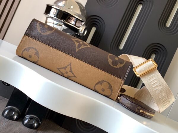 LOUIS VUITTON OnTheGo East West M46653