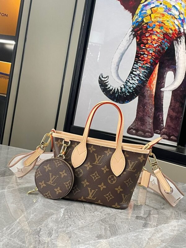 M46705 (1) LOUIS VUITTON Neverfull BB M46705