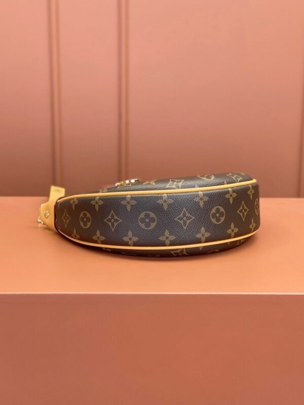 LOUIS VUITTON Loop BAG M81098/M24846
