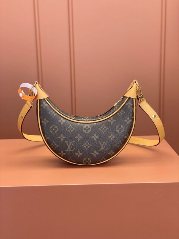 LOUIS VUITTON Loop BAG M81098/M24846