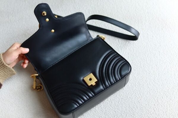 GUCCI MARMONT MINI TOP HANDLE BAG 547260