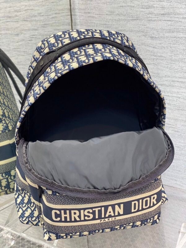 Oblique经典老花款大号 (8) Dior Travel Backpack in Blue Oblique