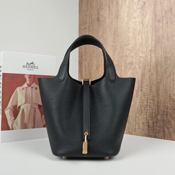 Hermès Picotin Lock 18 bag Gold buckle