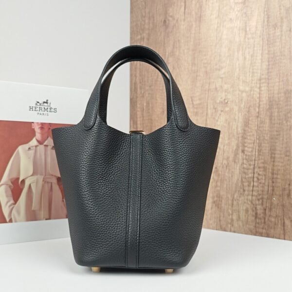 Hermès Picotin Lock 18 bag Gold buckle