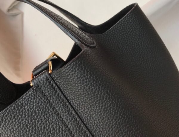 Hermès Picotin Lock 22 bag Gold buckle