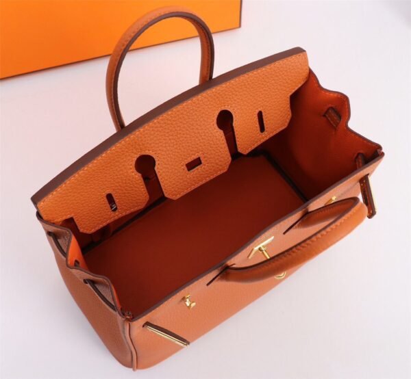 Hermès Birkin bag 30 Gold buckle