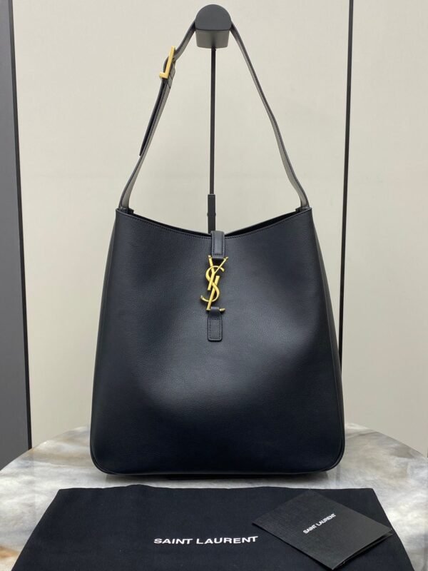 YSL LE 5 À 7 SUPPLE LARGE IN GRAINED LEATHER