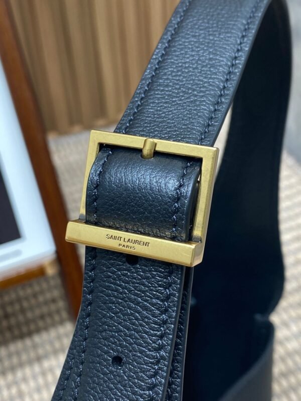 ysl LE5À7 小号黑色 (6) YSL LE 5 À 7 SUPPLE SMALL IN GRAINED LEATHER