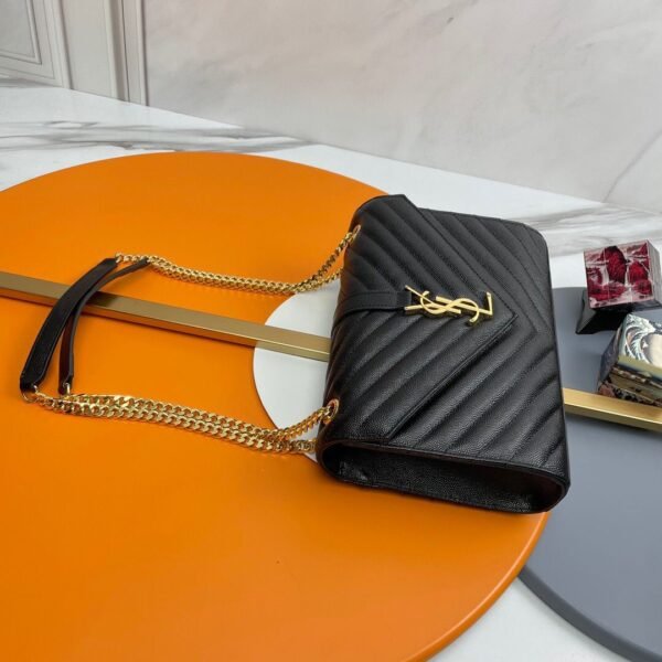 YSL ENVELOPE IN QUILTED GRAIN DE POUDRE EMBOSSED LEATHER BAG