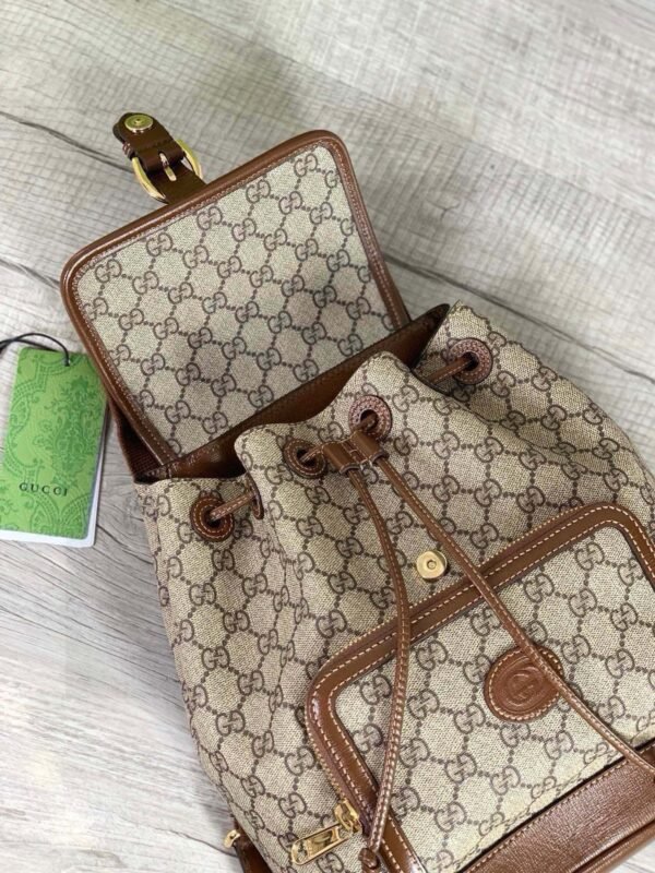 GUCCI SMALL BACKPACK WITH GG 674147