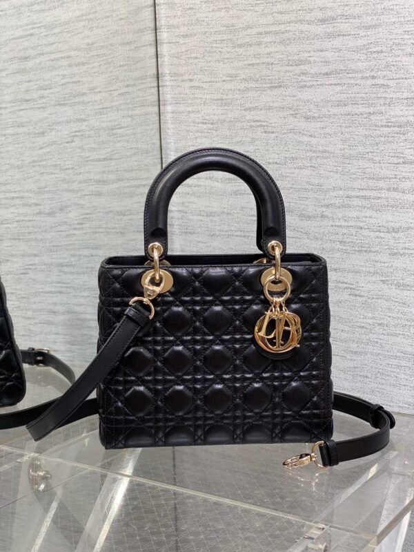 羊皮戴妃包5格黑色 (2) Medium Lady Dior Bag Cannage Lambskin