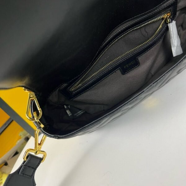 FENDI Baguette Black leather bag