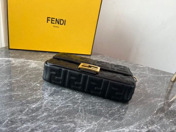 FENDI Baguette Black leather bag