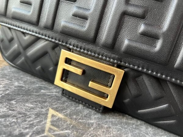 FENDI Baguette Black leather bag