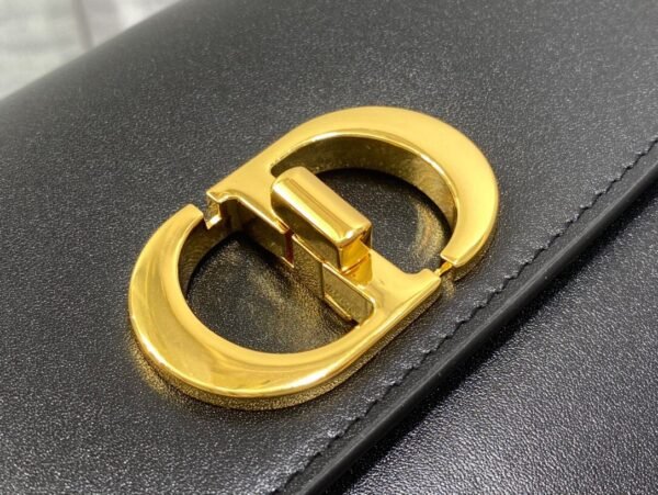 DIOR 30 Montaigne Avenue Bag