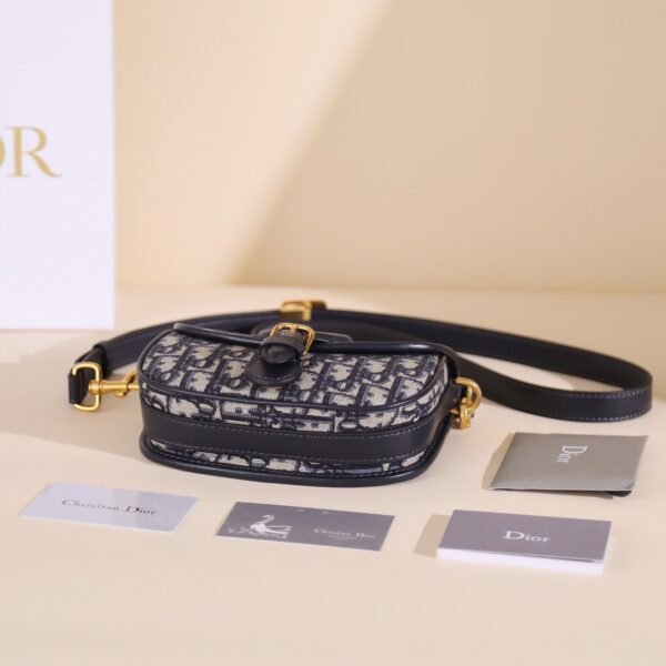迪奥 bobby老花小号 (3) Small Dior Bobby Bag