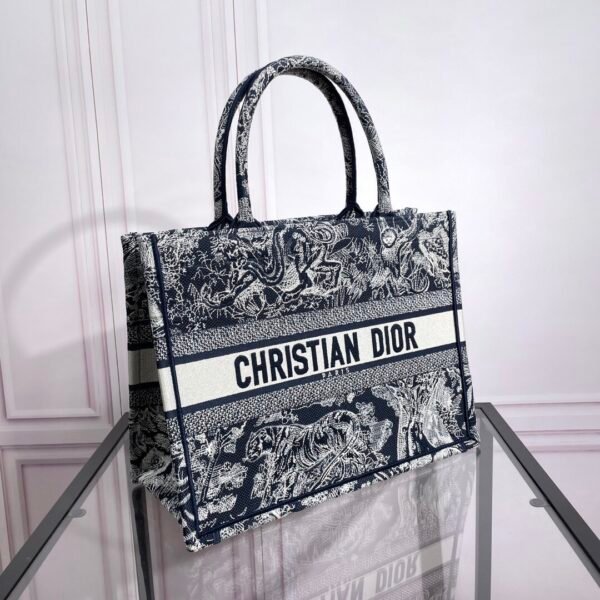Medium Dior Tote Bag Jouy print embroidery