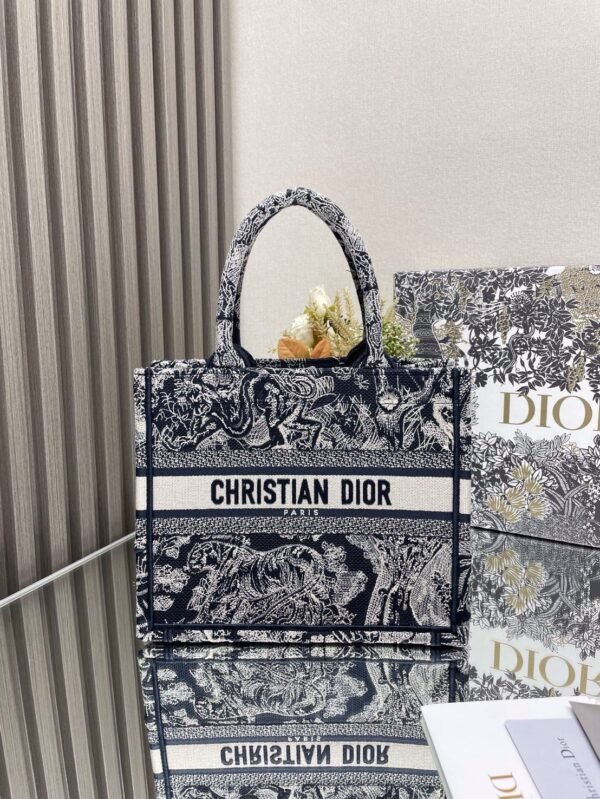Small Dior Tote Bag Jouy print embroidery