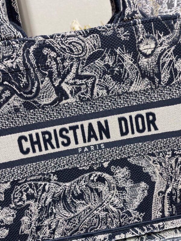 Small Dior Tote Bag Jouy print embroidery