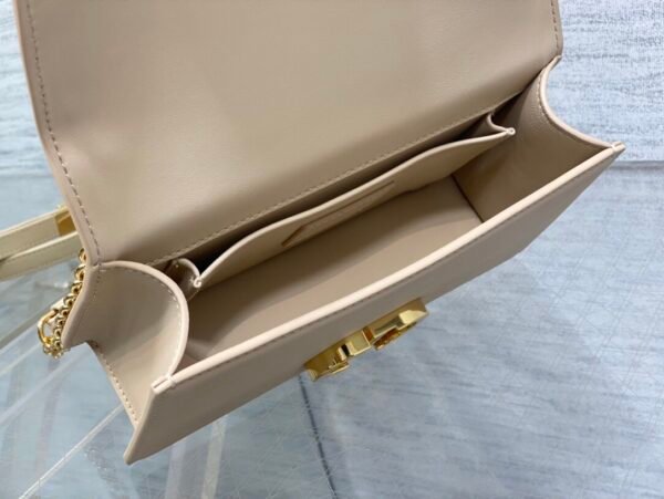 迪奥Montaigne 小号 杏色牛皮 (6) DIOR 30 Montaigne East-West Bag with Chain Apricot color