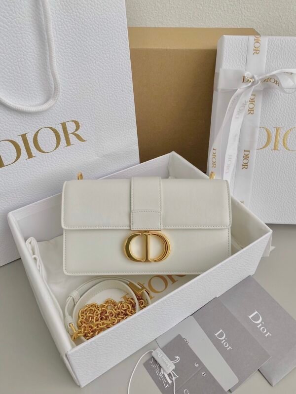 迪奥Montaigne 小号 白色牛皮 (2) DIOR 30 Montaigne East-West Bag with Chain white