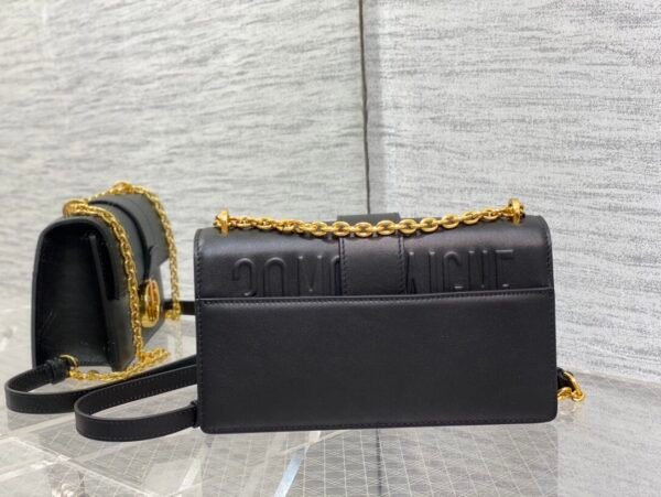 DIOR 30 Montaigne East-West Bag with Chain