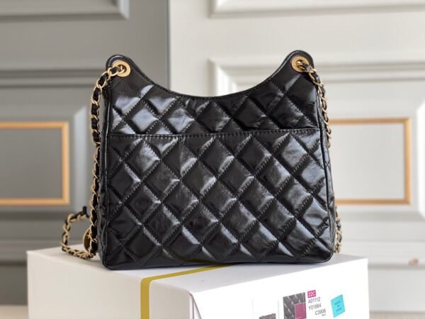 香奈儿 hobo 中号黑色 (3) CHANEL Hobo Bag Calfskin shoulder/crossbody Medium hobo bag