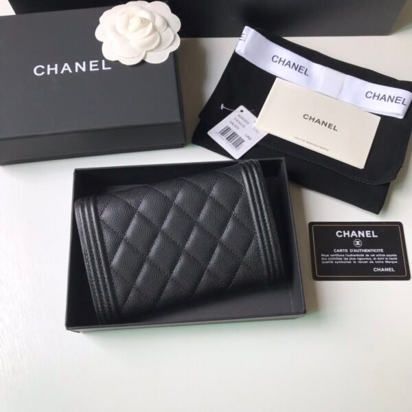 香奈儿 leboy 黑金牛皮 (2) CHANEL leboy medium trifold wallet